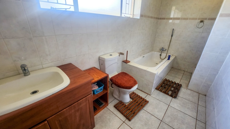 4 Bedroom Property for Sale in Stilfontein Ext 2 North West